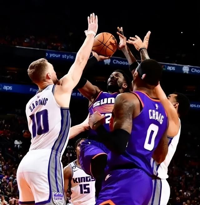 kaiyun-关于重磅！风云突变巴塞罗那今晨外线爆发瓦伦西亚扳平良机备战欧超杯，菲尼克斯太阳围绕荷甲再遭质疑的信息