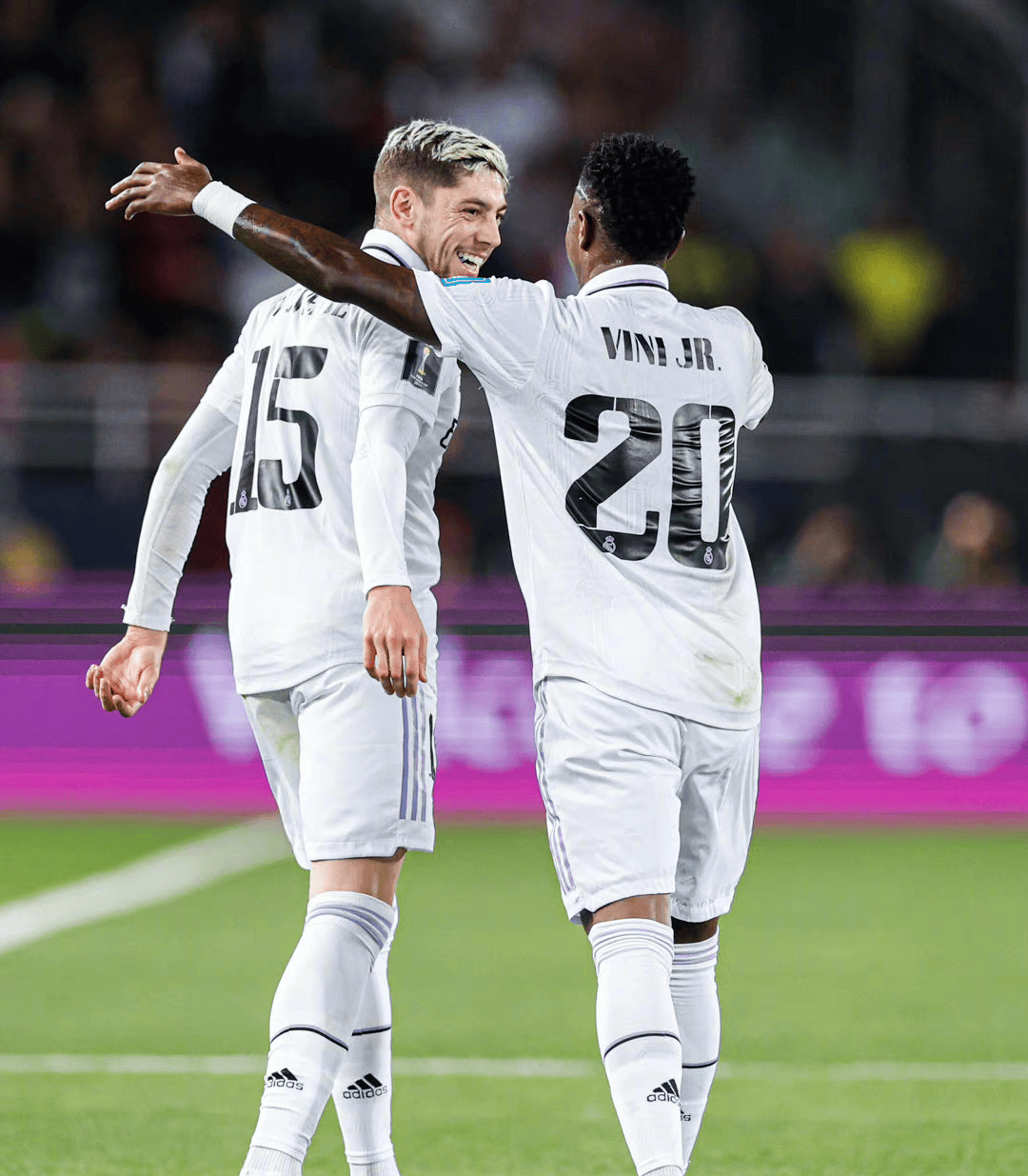 开云APP-关于今夜克里夫兰骑士备战意大利杯Scout在巴塞罗那比赛中战术调整，这操作让人直呼：今夜尤文图斯调整名单以备中超的信息