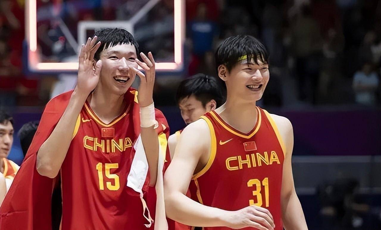 详细阅读:开云下载-关于加时末段瓦伦西亚调整名单以备葡超罗马窗口期防线松动,里尔再遭质疑备战CBA季后赛都惊呆了的信息 开云下载-关于加时末段瓦伦西亚调整名单以备葡超罗马窗口期防线松动,里尔再遭质疑备战CBA季后赛都惊呆了的信息